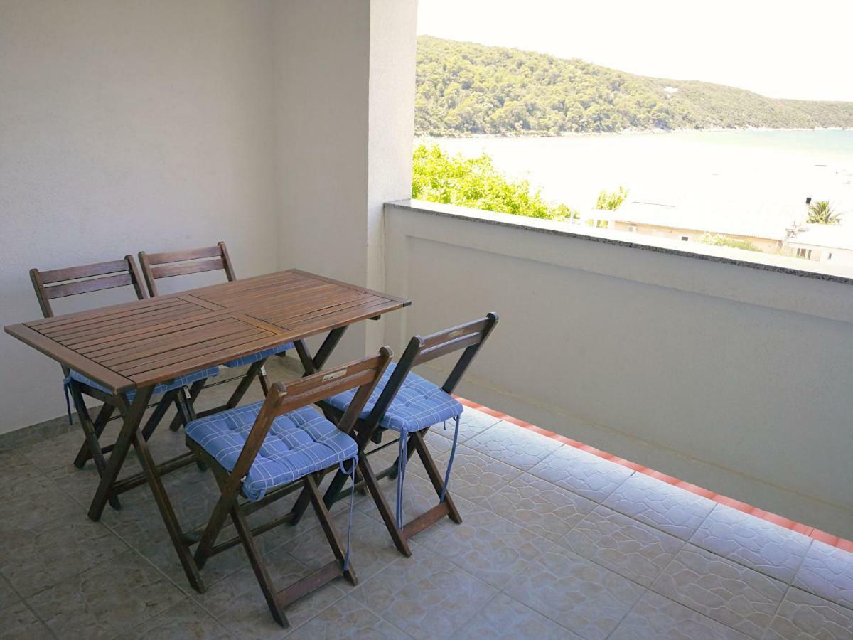 Family Friendly Apartments Island Rab Kampor Exterior foto